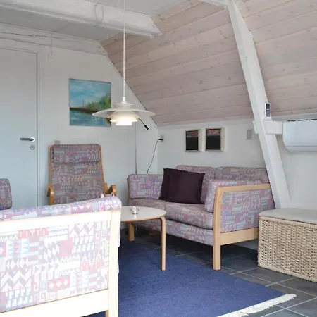Three-bedroom Holiday In Hvide Sande * Bjerregård